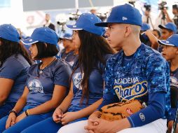 El objetivo es que 250 niños de todo Jalisco formen parte de la Academia de Beisbol de los Charros, con la intención de que puedan adoptar la práctica del beisbol como un estilo de vida y buscar una oportunidad en el profesionalismo. ESPECIAL