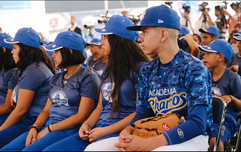 El objetivo es que 250 niños de todo Jalisco formen parte de la Academia de Beisbol de los Charros, con la intención de que puedan adoptar la práctica del beisbol como un estilo de vida y buscar una oportunidad en el profesionalismo. ESPECIAL