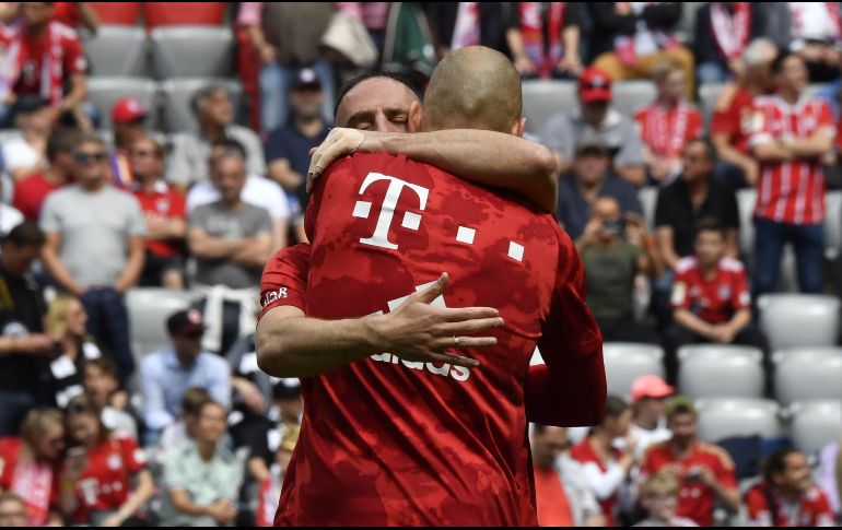 Franck Ribéry y Arjen Robben anotaron un gol cada uno en su último partido con el conjunto bávaro. AFP / J. Macdoug
