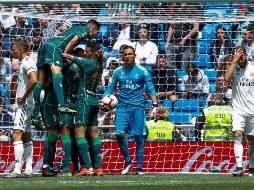 El Real Madrid, dirigido por Zinedine Zidane, registra una de los más bajas puntajes de su historia; el Betis se colocó en la décima posición.  EFE / E. Naranjo