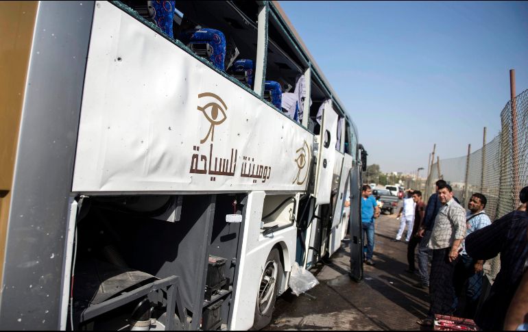 Las fuerzas de seguridad acordonaron la zona y los heridos fueron llevados a hospitales. EFE / M. Hossam