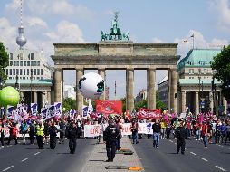 En Berlín se registraron más de 10 mil asistentes a la marcha. EFE/A. Becher