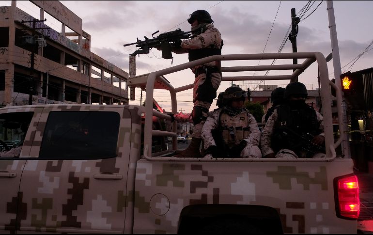 Miembros del Ejército se unieron a la búsqueda luego de que algunos de los civiles armados lograron huir. AFP/ARCHIVO
