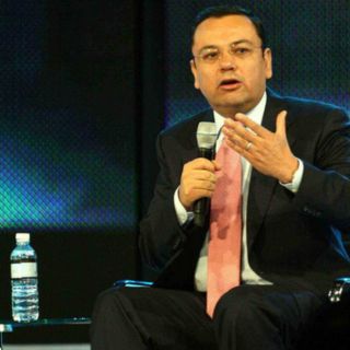 López Obrador lamenta salida de Martínez del IMSS; no comparte sus motivos