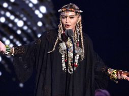 Fans a producido videos que han circulado por todo internet donde se compara la versión real a la editada. TWITTER / @lavozhouston