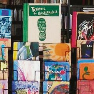 Exponen libros de editoriales cartoneras