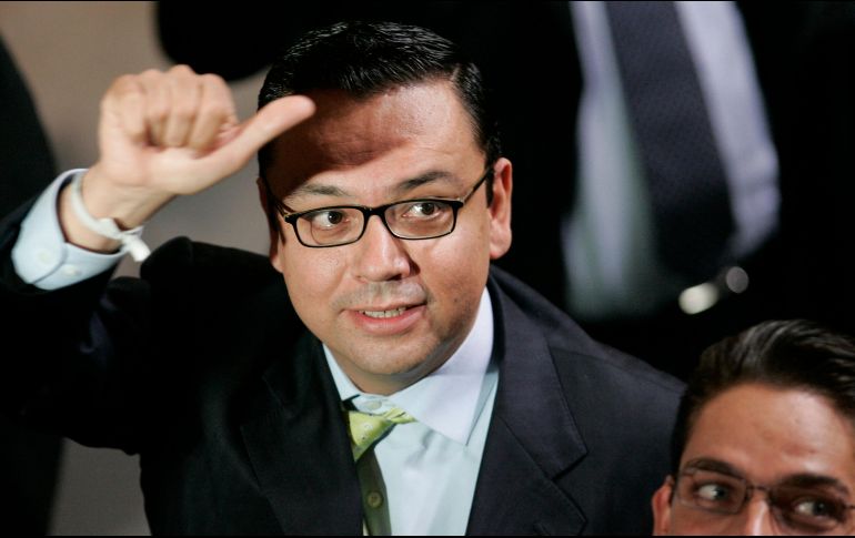 Ayer martes, Martínez Cázares anunció su renuncia como director general del IMSS, por no estar de acuerdo en que la Secretaría de Hacienda, según lo dicho por él, pretendiera tender injerencia en el Instituto. AP / ARCHIVO