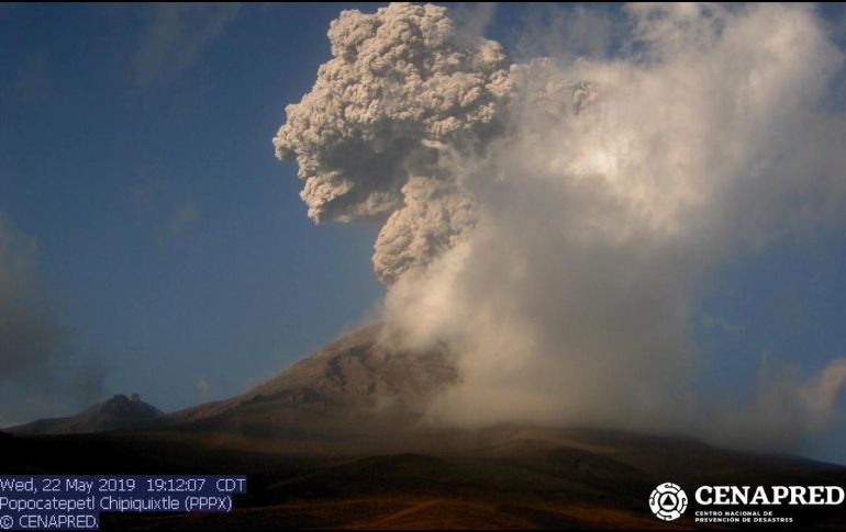 La actividad volcánica está recuperando sus niveles previos, sin embargo, el semáforo de alerta se encuentra en Amarillo Fase 2. TWITTER / @CNPC_MX