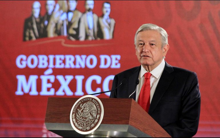 López Obrador aseguró que con esto cumplen a la resolución del Inai que ordenó el pasado 8 de mayo dar a conocer estos nombres. NTX / J. Lira