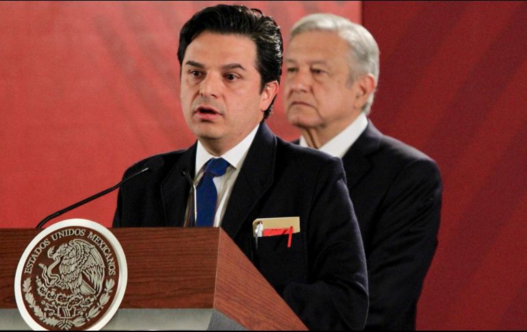 Considerado por el Presidente como un político experimentado, Zoé Robledo Aburto ocupará la vacante que dejó Germán Martínez Cázares al renunciar a la Dirección General del IMSS. NTX / J. Lira