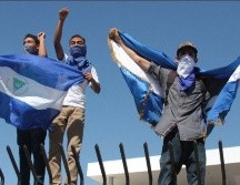 Los nicaragüenses retan el veto en protesta al presidente Daniel Ortega. ARCHIVO / AFP