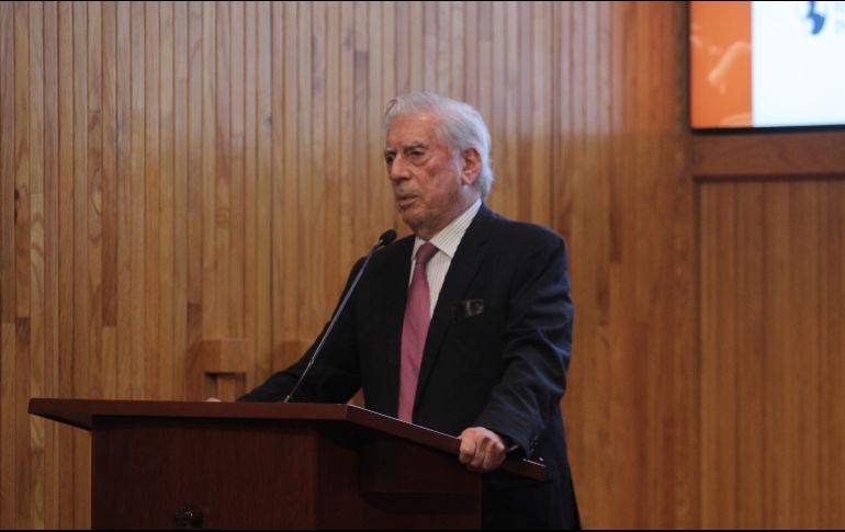 Vargas Llosa estuvo en la inauguración del foro Desafíos a la Libertad en el Siglo XXI que realiza en conjunto con la UdeG. EL INFORMADOR /