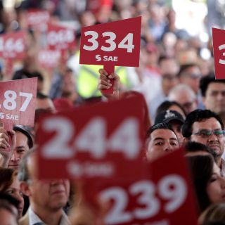 Senado alista venta de 76 vehículos enajenados