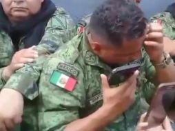 Los pobladores pedían que les regresaran armas como un fusil Barret y una camioneta decomisadas. ESPECIAL/TWITTERESPECIAL/TWITTER