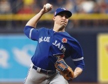 Aaron Sánchez permitió seis hits y una carrera en tres entradas de labor. AP