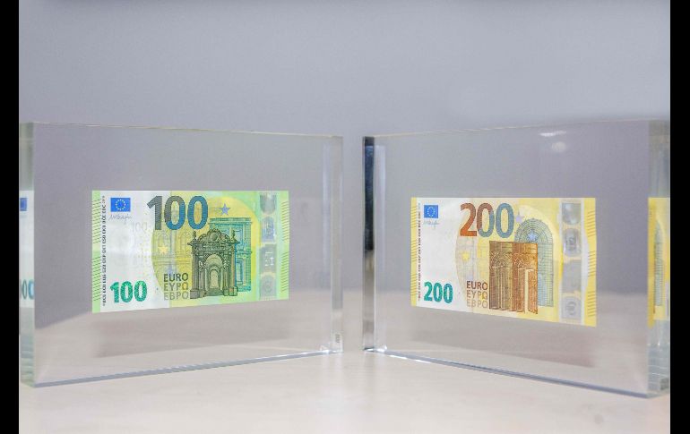 Los nuevos billetes de 100 y 200 euros, durante una presentación del Banco nacional belga en Bruselas.