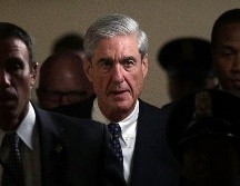 Mueller, por su parte, en privado se quejó con Barr de que el resumen de cuatro páginas que el secretario envió al Congreso no reflejó adecuadamente las conclusiones de la investigación. AFP/ A. Wong