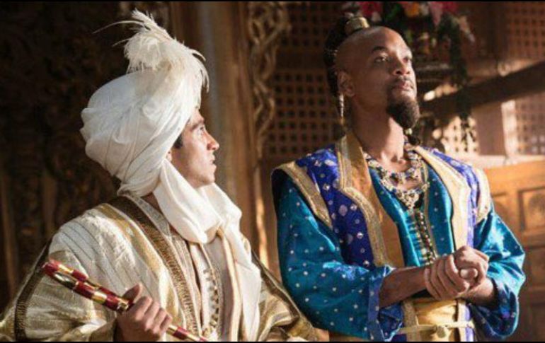 En total, la película ya ha recaudado casi 252 millones de dólares, lo que debería situarla en buen lugar entre las numerosas adaptaciones de sus dibujos animados que lanzó desde 2015. TWITTER / @disneyaladdin