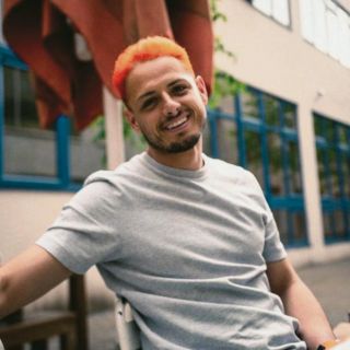 Escucharían ofertas por el “Chicharito” 