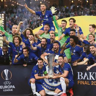 Bakú se pintó de azul