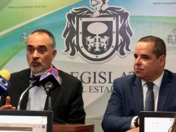 Los diputados Enrique Velázquez y Salvador Caro proponen obligar a municipios a afiliar a policías al IPEJAL. EL INFORMADOR/R. Rivas