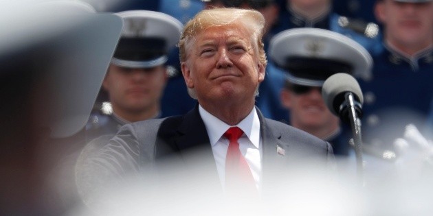 Trump anuncia aranceles a M&eacute;xico por inmigraci&oacute;n ilegal