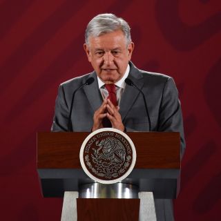López Obrador publica decreto para finalizar impresión del DOF