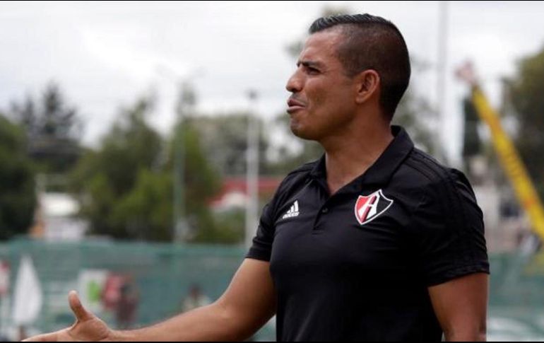 Dueñas llevó a los rojinegros al subcampeonato Sub-17. ESPECIAL / atlasfc.com.mx