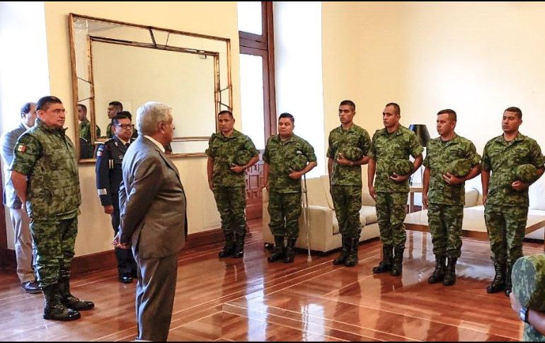 Los elementos pertenecen a la Quinta Compañía de Infantería del Ejército, con sede en Tacámbaro, Michoacán. TWITTER@@Luis_C_Sandoval