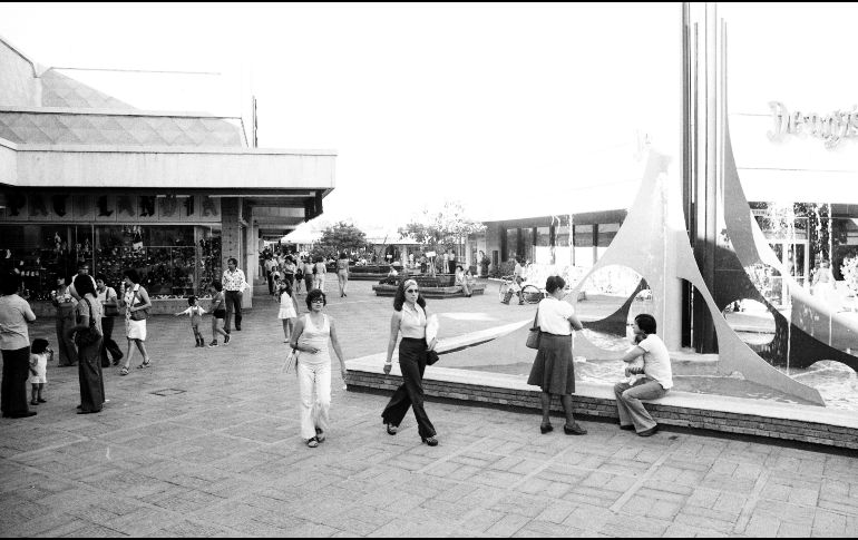 Actualmente Plaza del Sol es miembro de la Sección Especializada de la Cámara De Comercio de Guadalajara. EL INFORMADOR