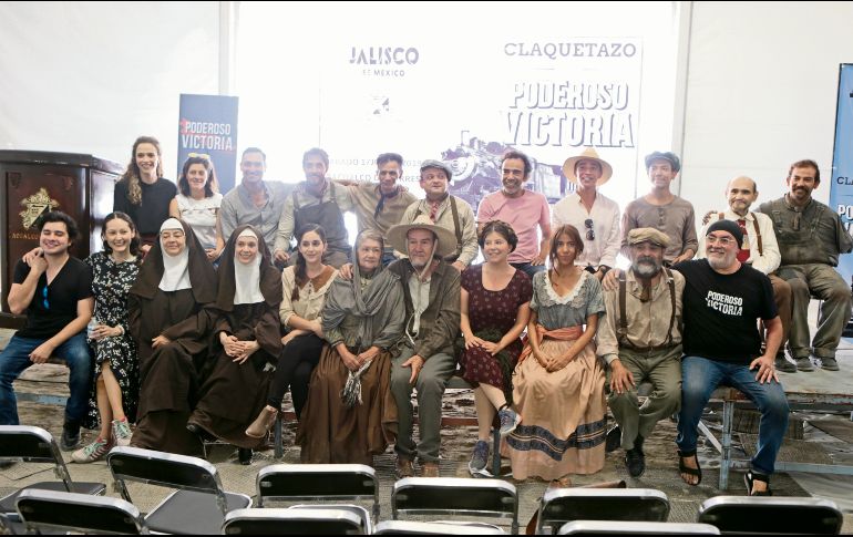Presentación. El elenco y la producción estuvieron presentes en Zacoalco de Torres, Jalisco. EL INFORMADOR / G. Gallo