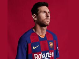 El equipo celebrará los 120 años de su nacimiento en noviembre, y el uniforme pretende rendir tributo a la ''innovación y la creatividad que comparten la entidad y su ciudad''. ESPECIAL / fcbarcelona.com