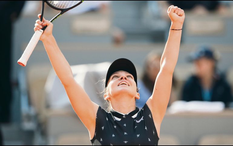 Simona Halep requirió de 45 minutos para avanzar a Cuartos de Final. AP / C. Ena