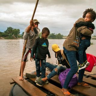 Flujo de migrantes a través de Chiapas, sin cesar