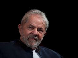 Lula podría cumplir el resto de su condena en un estado de libertad vigilada, que le permitiría salir durante el día y permanecer en reclusión solamente las noches y fines de semana. AFP/Archivo