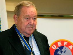 Johansson cambió el formato y nombre a la otrora Copa de Europa, y a partir de 1992 entró en vigor la Liga de Campeones, catalogada como el mejor certamen a nivel de clubes en el mundo. AP / ARCHIVO