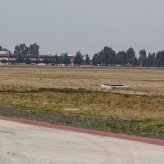 Obra en Santa Lucía sigue pese a informe del INAH: SCT