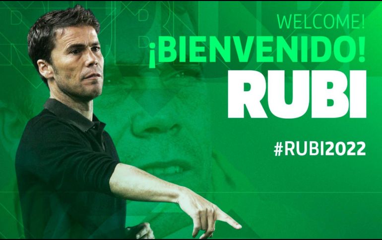 ''Rubi'' se desvinculó del Espanyol y llega al conjunto bético a abanderar un nuevo proyecto tras la salida de Quique Setién al término de la pasada temporada. TWITTER / @RealBetis