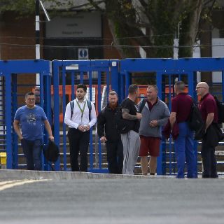 Ford anuncia que cerrará planta en Reino Unido por "insostenible"