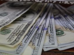 La moneda se adquirió en un mínimo de 18.60 pesos en bancos de la Ciudad de México. EL INFORMADOR/ARCHIVO