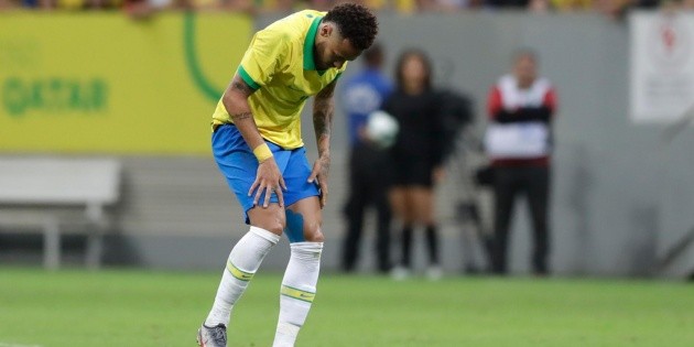 El PSG anuncia que revaluar&aacute; da&ntilde;o de Neymar