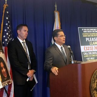 Fiscal de California justifica fianza histórica para evitar huida de Naasón