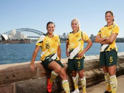 Así, estrellas de la Selección Sam Kerr pueden percibir salarios de seis cifras merced a los acuerdos entre los clubes locales y el equipo nacional australiano. ESPECIAL / fifa.com
