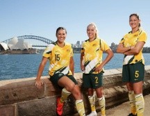 Así, estrellas de la Selección Sam Kerr pueden percibir salarios de seis cifras merced a los acuerdos entre los clubes locales y el equipo nacional australiano. ESPECIAL / fifa.com