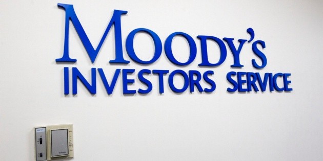Moody's pone en perspectiva negativa a siete bancos y al IPAB