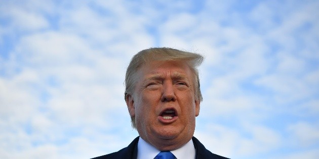 Trump anuncia acuerdo con M&eacute;xico y suspende aranceles