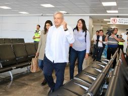 El presidente de México, Andrés Manuel López Obrador, viaja de La Paz, Baja California, rumbo a Tijuana. NTX/J. Lira