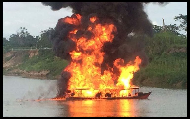 Las labores para rescatar a las víctimas y apagar el incendio duraron alrededor de 40 minutos. TWITTER/@PrensaLatina_cu