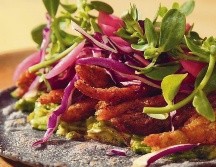 Sabroso veneno. Su taco de charales de Chapala, una delicia espectacular. CORTESÍA