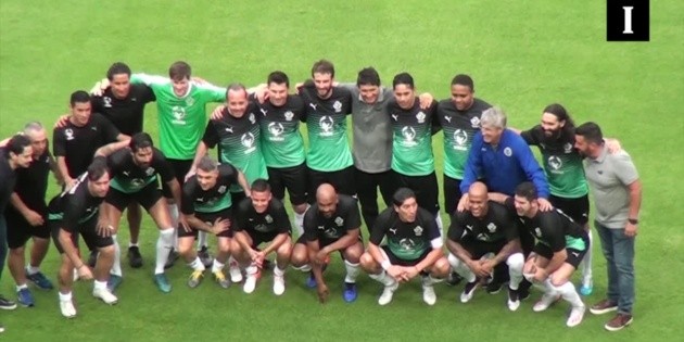 Rafa M&aacute;rquez se despide de las canchas